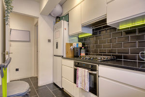 Kitchen- click for photo gallery
